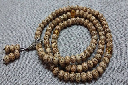 Mua vòng đeo tay phong thủy tràng hạt xâu chuỗi phật ở đâu uy tín tốt